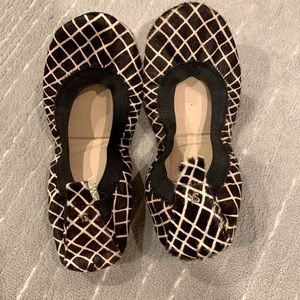 Yosi Samra foldable flats